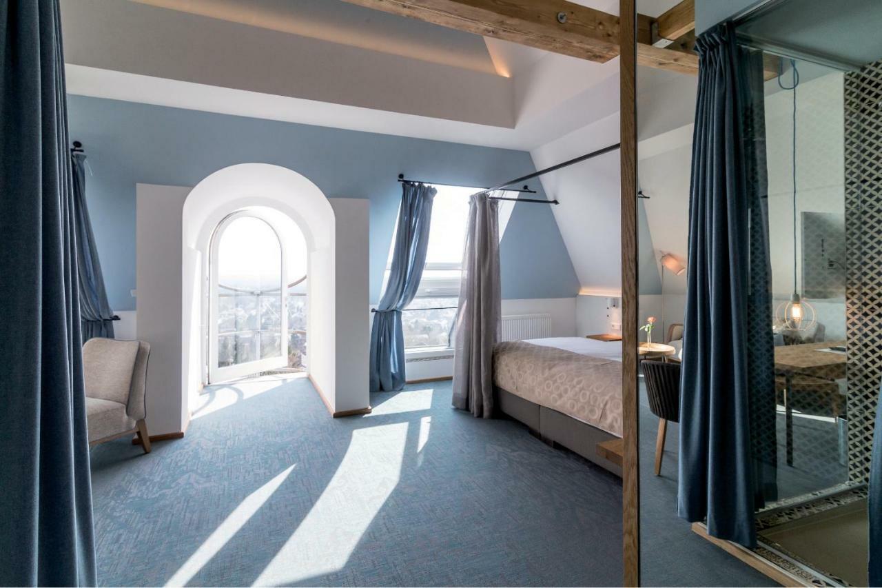 Hotel Schoene Aussicht Frankfurt am Main Buitenkant foto